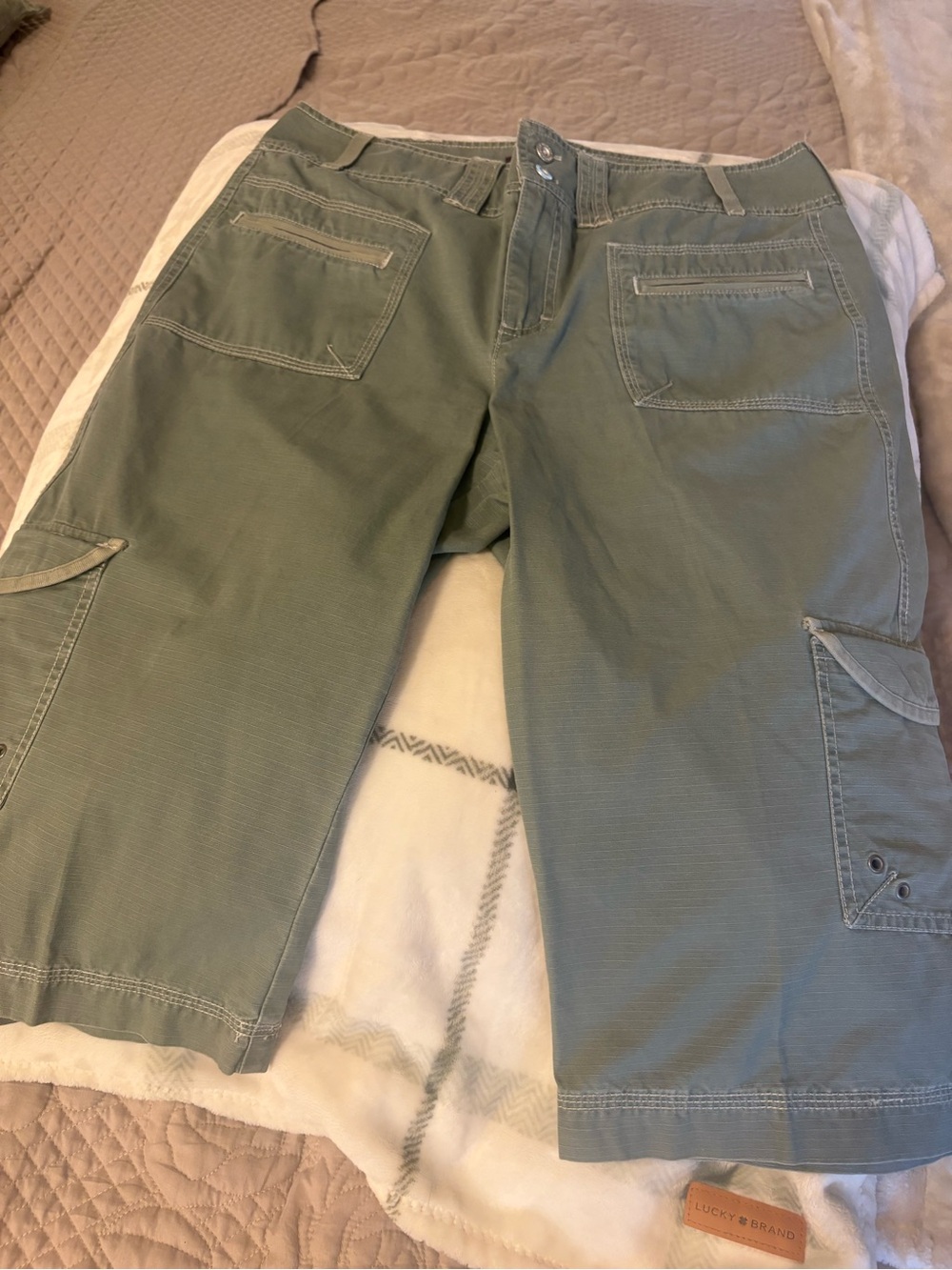 Gloria Vanderbilt Olive Green Cargo Bermuda Shorts